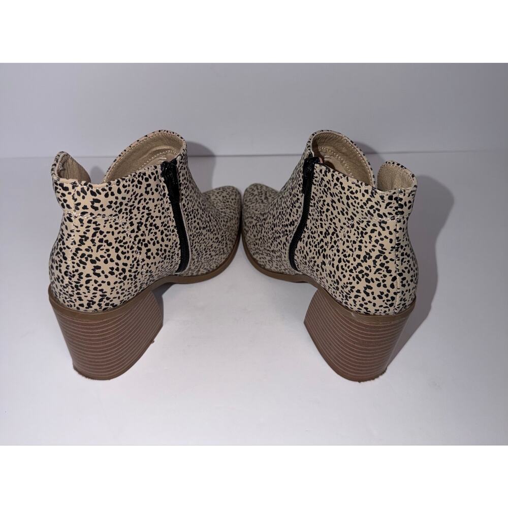 Serra Ankle Booties 7 Cream Black Speckled Animal Print Pointed Toe Block Heel - Picture 7 of 11
